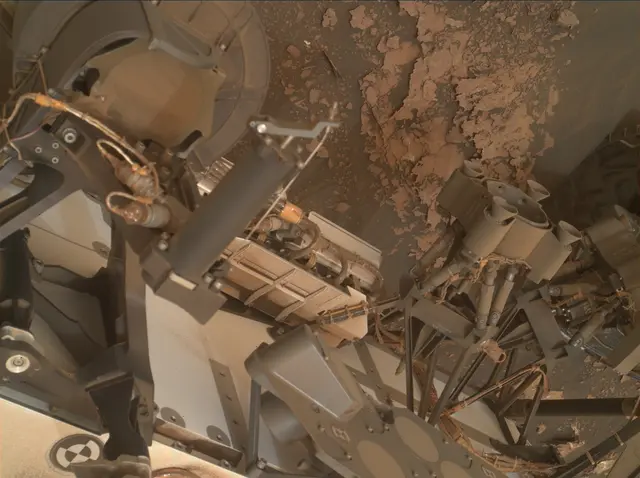 Sol 2082: Mars Hand Lens Imager (MAHLI)