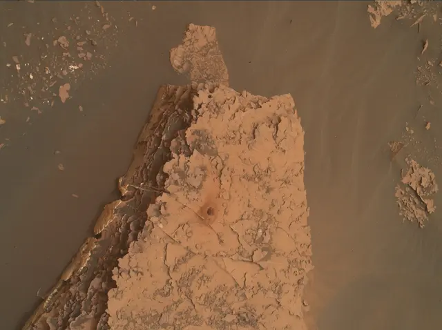 Sol 2082: Mars Hand Lens Imager (MAHLI)