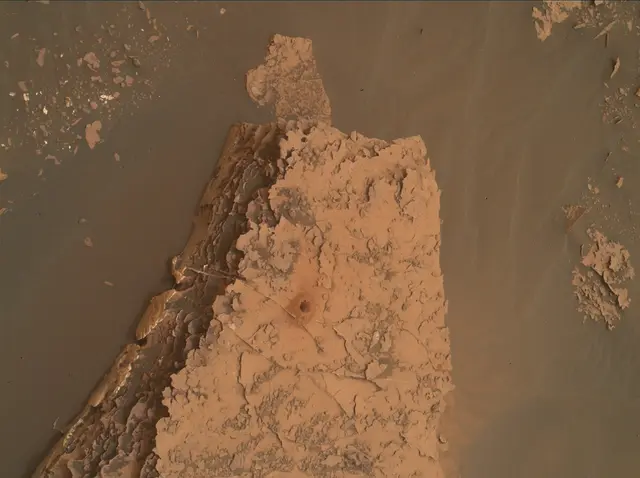 Sol 2082: Mars Hand Lens Imager (MAHLI)