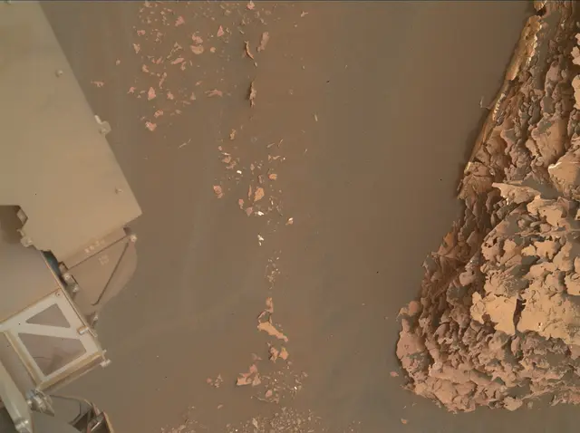 Sol 2082: Mars Hand Lens Imager (MAHLI)