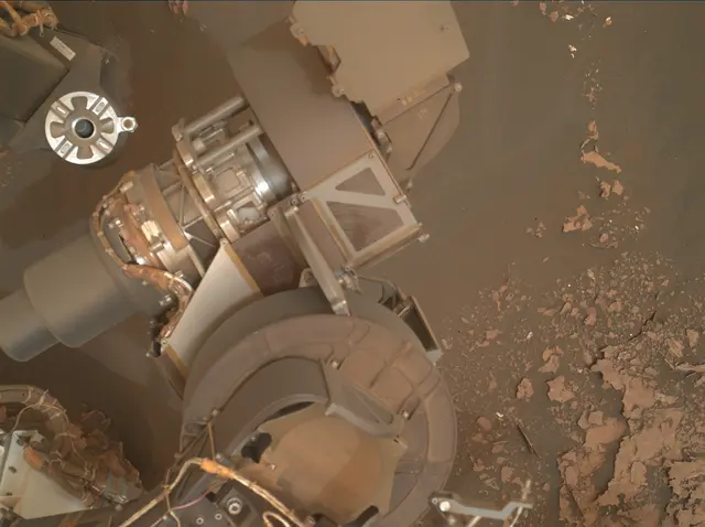 Sol 2082: Mars Hand Lens Imager (MAHLI)