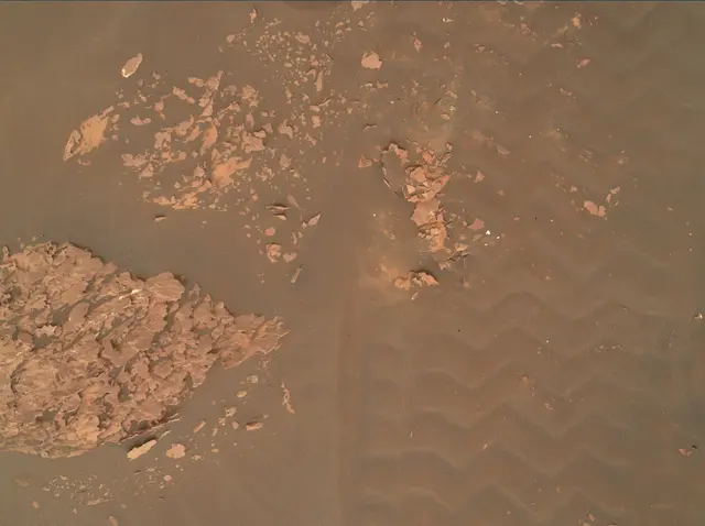 Sol 2082: Mars Hand Lens Imager (MAHLI)