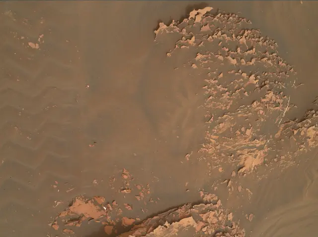 Sol 2082: Mars Hand Lens Imager (MAHLI)