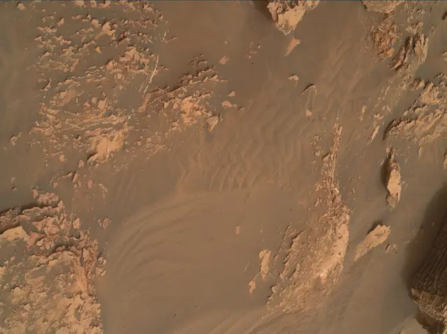 Sol 2082: Mars Hand Lens Imager (MAHLI)