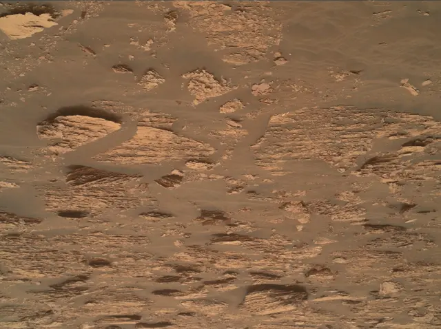 Sol 2082: Mars Hand Lens Imager (MAHLI)