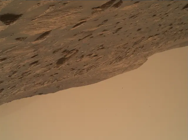 Sol 2082: Mars Hand Lens Imager (MAHLI)
