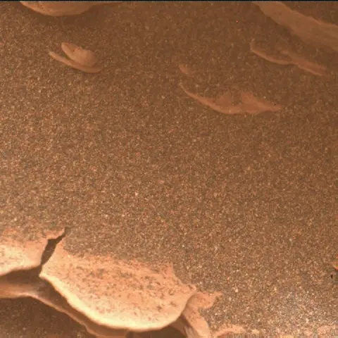 Sol 2082: Mars Hand Lens Imager (MAHLI)
