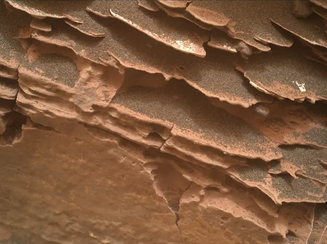 Sol 2082: Mars Hand Lens Imager (MAHLI)