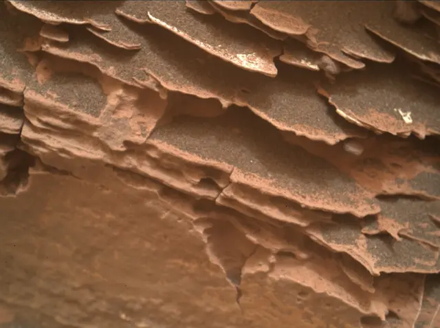 Sol 2082: Mars Hand Lens Imager (MAHLI)