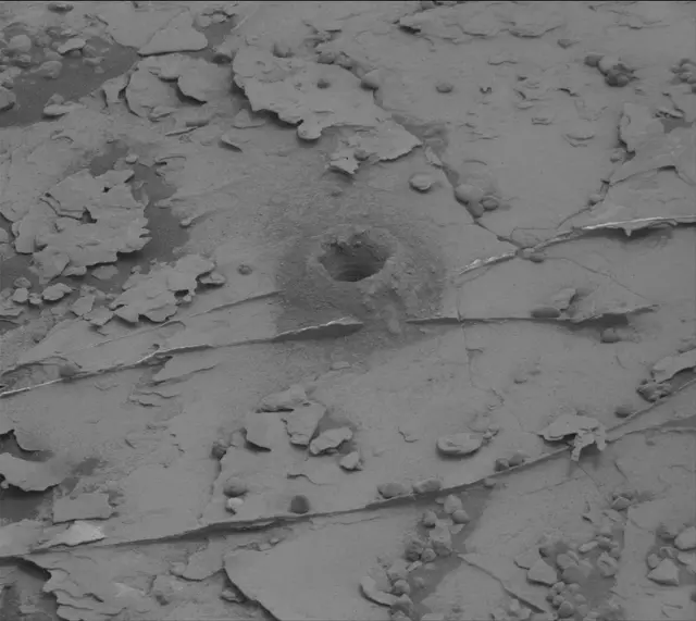 Sol 2083: Mast Camera (Mastcam)