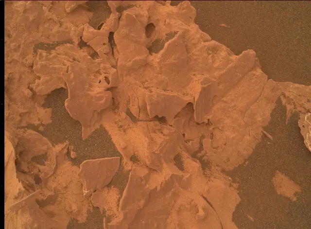 Sol 2083: Mars Hand Lens Imager (MAHLI)