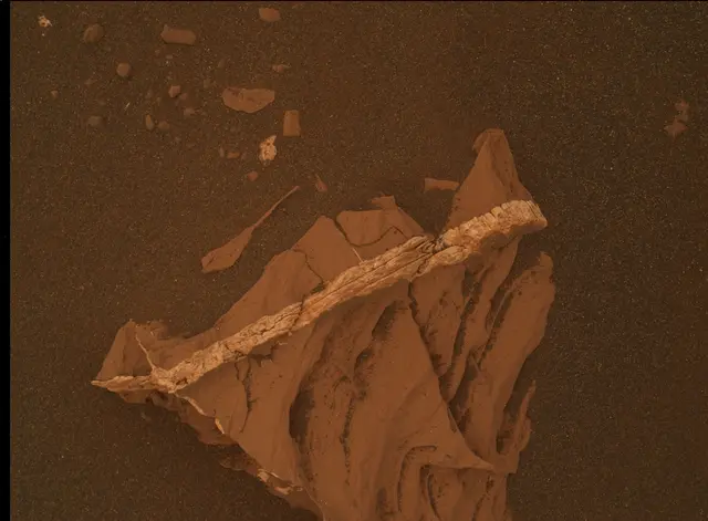 Sol 2083: Mars Hand Lens Imager (MAHLI)