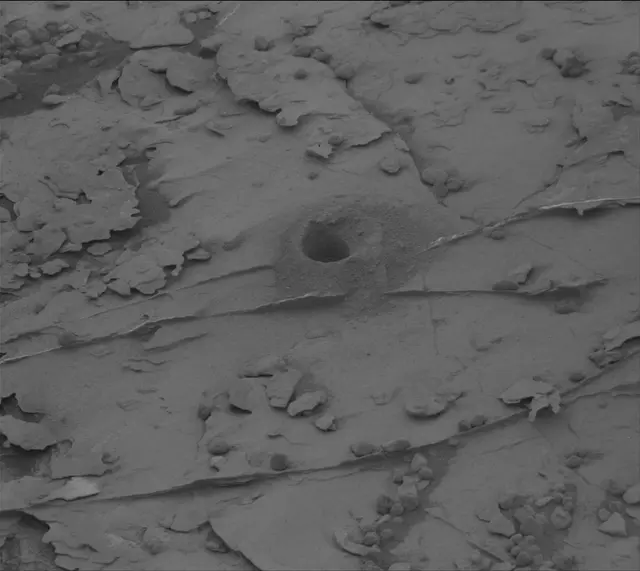 Sol 2084: Mast Camera (Mastcam)