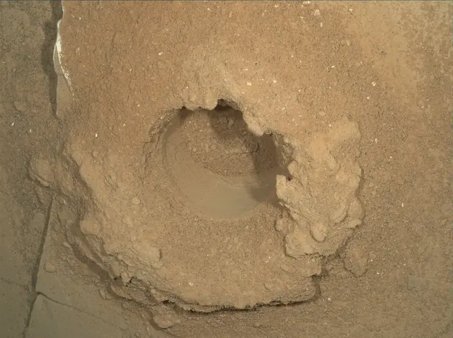 Sol 2087: Mars Hand Lens Imager (MAHLI)