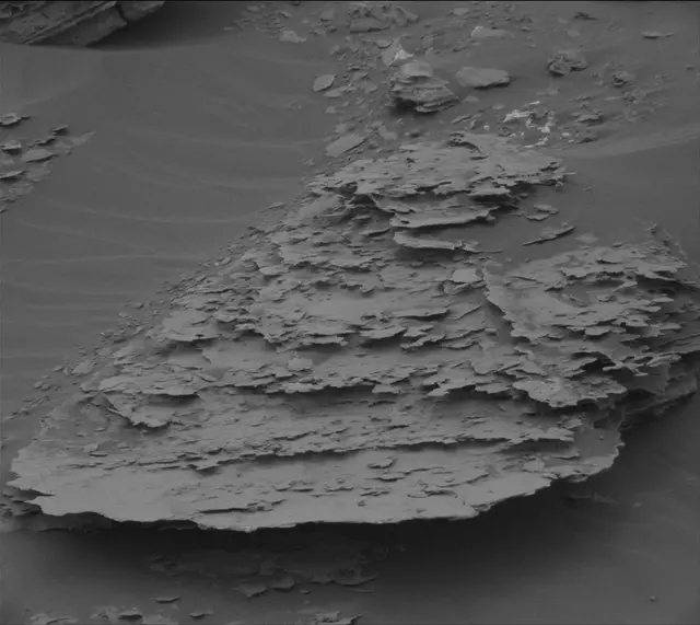 Sol 2088: Mast Camera (Mastcam)