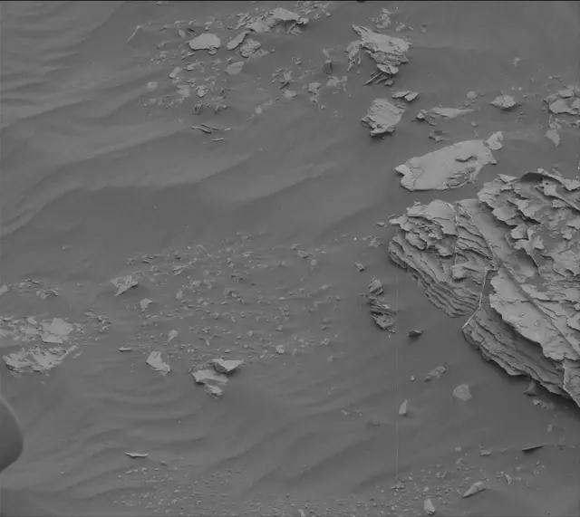 Sol 2089: Mast Camera (Mastcam)
