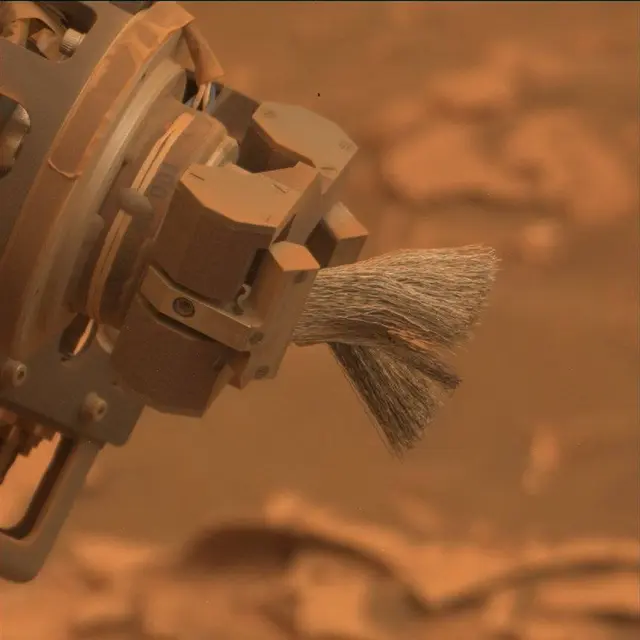 Sol 2090: Mast Camera (Mastcam)
