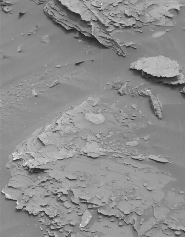 Sol 2091: Mast Camera (Mastcam)