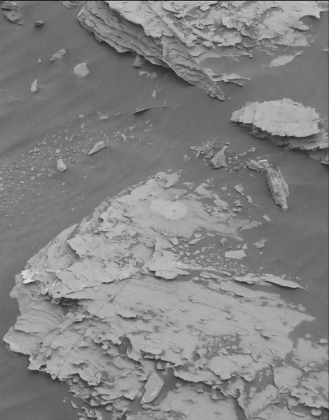 Sol 2091: Mast Camera (Mastcam)