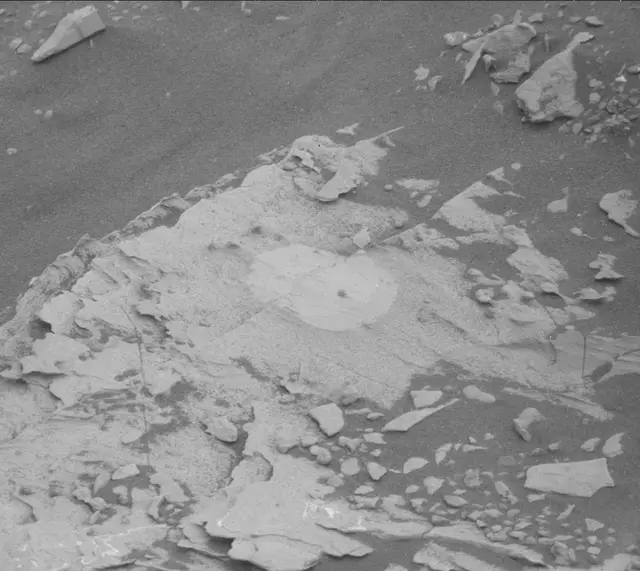 Sol 2091: Mast Camera (Mastcam)