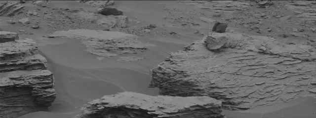 Sol 2093: Mast Camera (Mastcam)