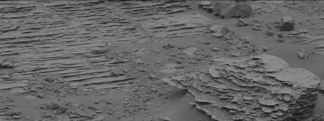 Sol 2093: Mast Camera (Mastcam)