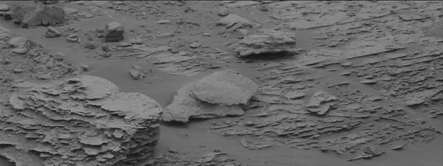 Sol 2093: Mast Camera (Mastcam)