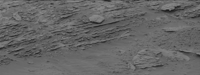 Sol 2093: Mast Camera (Mastcam)