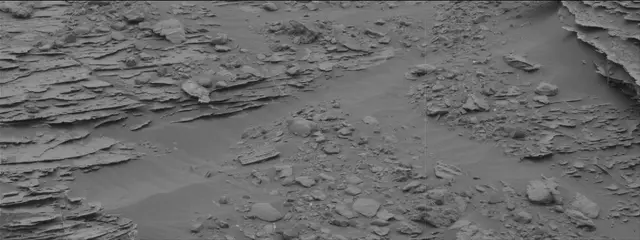 Sol 2093: Mast Camera (Mastcam)