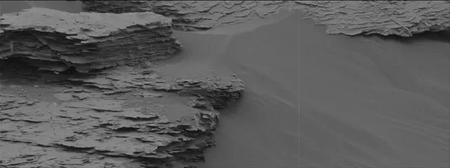 Sol 2093: Mast Camera (Mastcam)