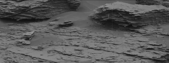 Sol 2093: Mast Camera (Mastcam)