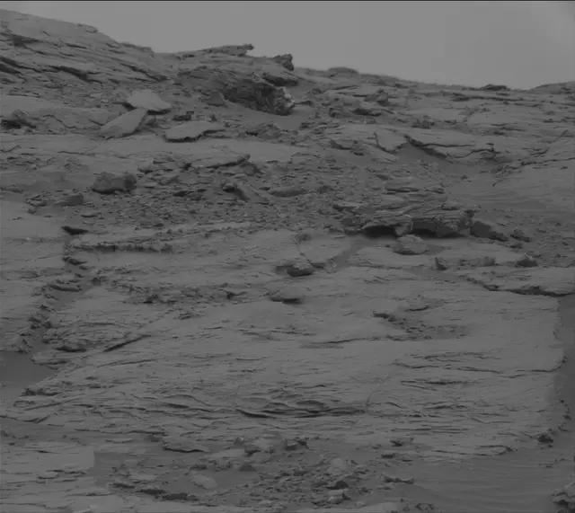 Sol 2093: Mast Camera (Mastcam)