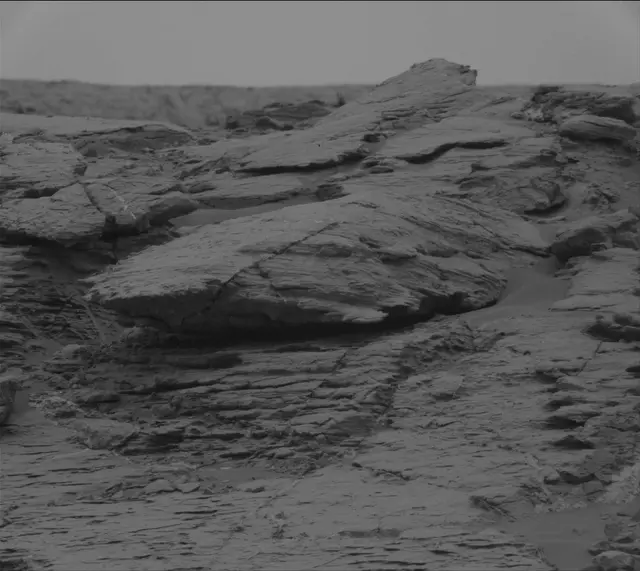 Sol 2093: Mast Camera (Mastcam)