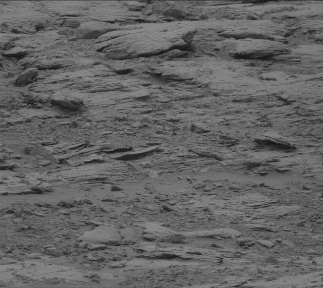 Sol 2093: Mast Camera (Mastcam)