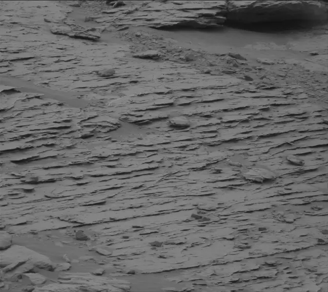 Sol 2093: Mast Camera (Mastcam)