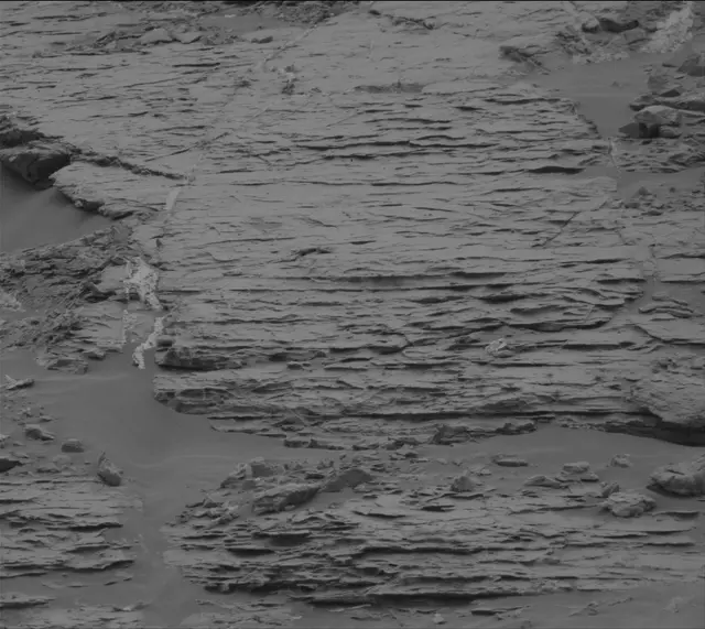 Sol 2093: Mast Camera (Mastcam)