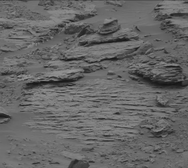 Sol 2093: Mast Camera (Mastcam)