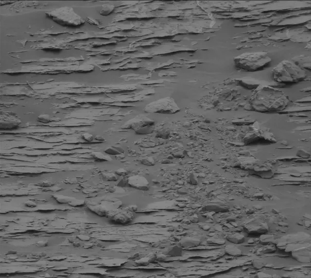Sol 2093: Mast Camera (Mastcam)