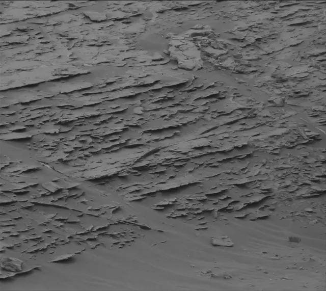 Sol 2093: Mast Camera (Mastcam)