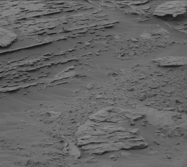 Sol 2093: Mast Camera (Mastcam)