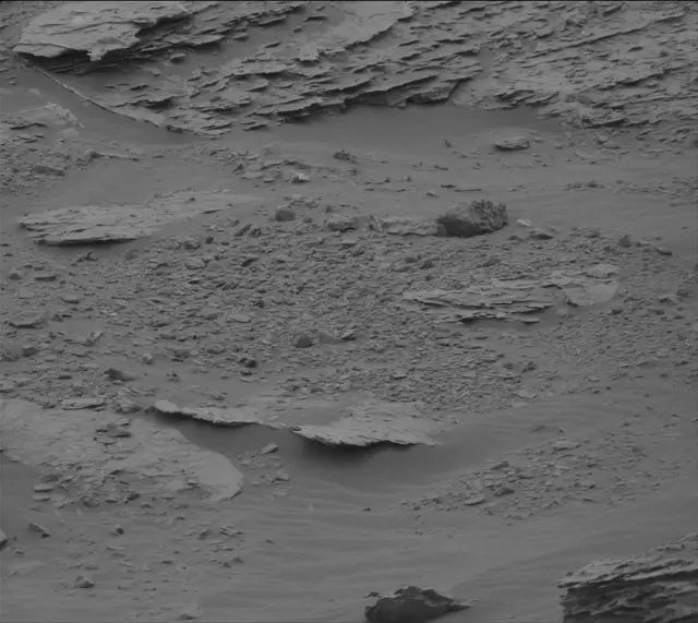 Sol 2093: Mast Camera (Mastcam)