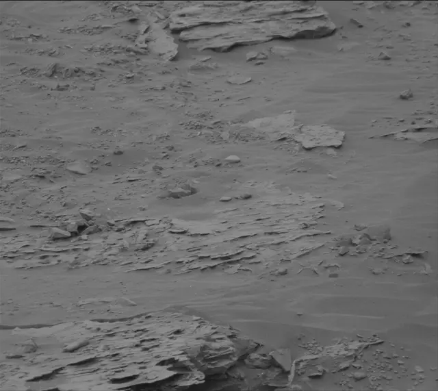 Sol 2093: Mast Camera (Mastcam)