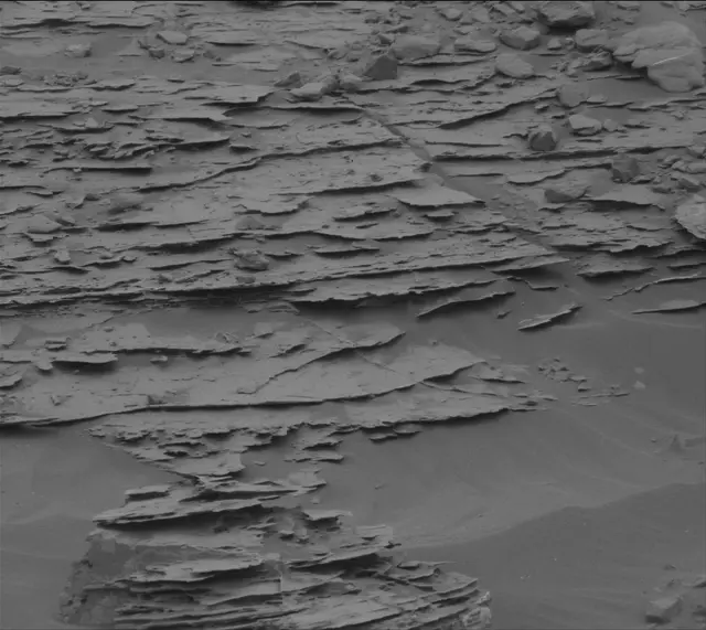 Sol 2093: Mast Camera (Mastcam)