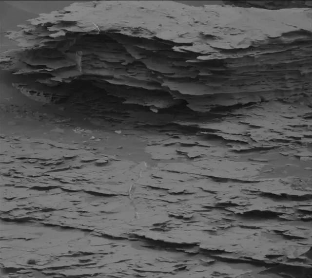 Sol 2093: Mast Camera (Mastcam)