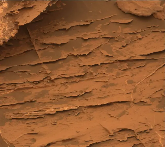 Sol 2093: Mast Camera (Mastcam)
