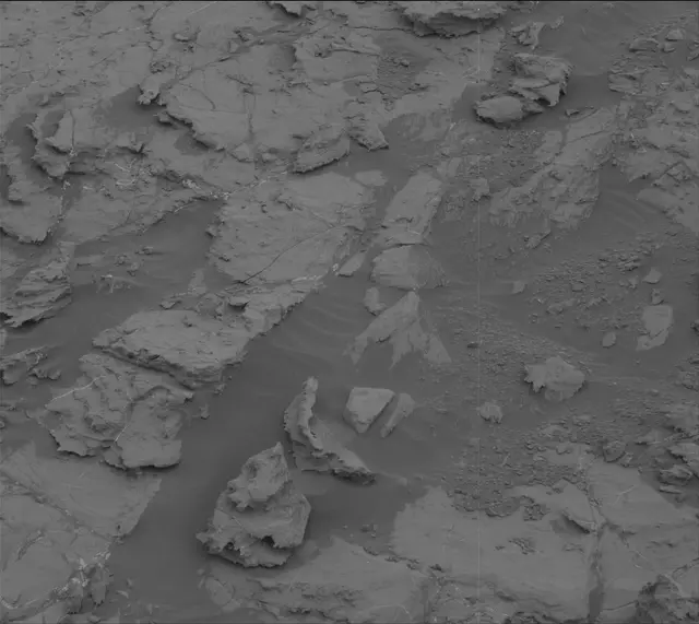 Sol 2095: Mast Camera (Mastcam)