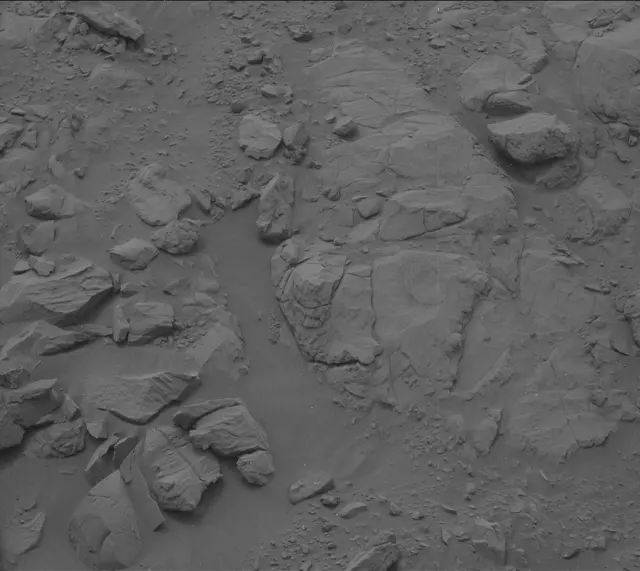 Sol 2101: Mast Camera (Mastcam)