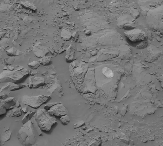 Sol 2101: Mast Camera (Mastcam)