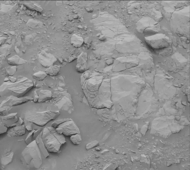 Sol 2101: Mast Camera (Mastcam)
