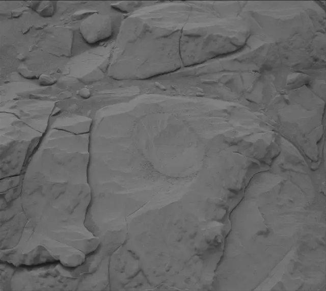 Sol 2101: Mast Camera (Mastcam)